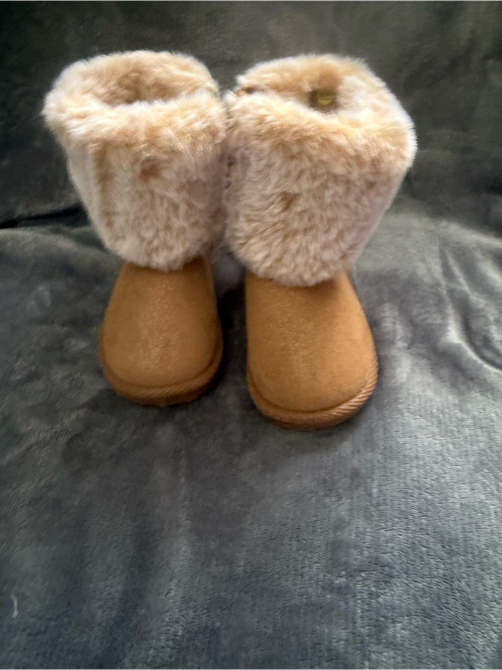 Kids Plush Cuff Winter Boots - Tan